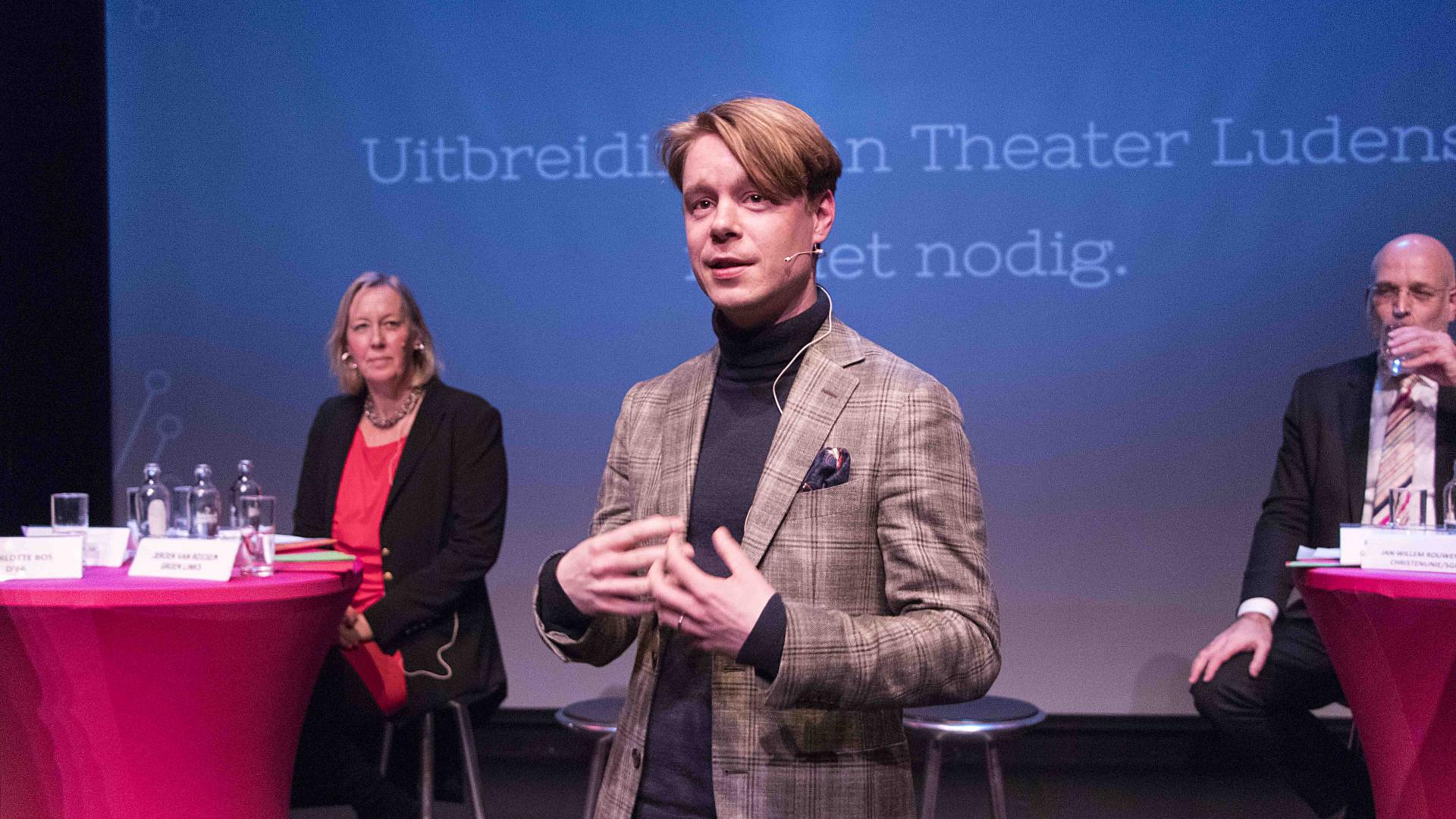 Jeroen van Rossum bij het cultuurdebat (foto gemaakt door Henk Knoester)